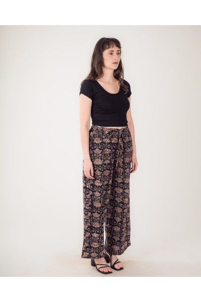 Women's Bottoms | Trousers, Shorts & Skirts | Anazvara